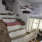 Karastamati΄s Tower House Ándros