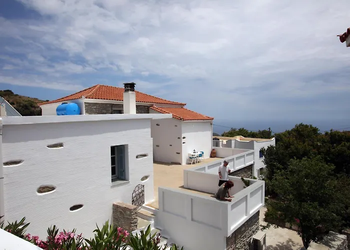 Karastamati΄s Tower House Ándros