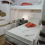 Karastamati΄s Tower House Semesterbostad Ándros