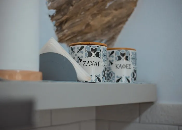 Karastamati΄s Tower House Ándros